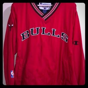 Chicago Bulls Crewneck Windbreaker